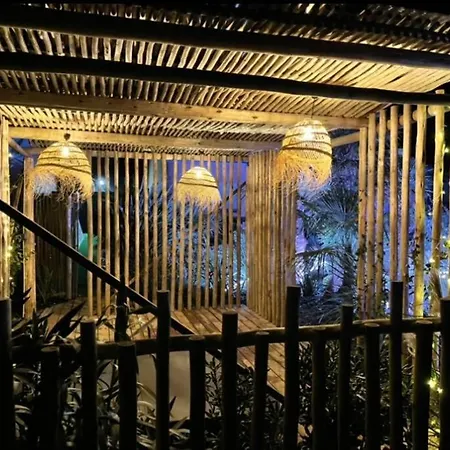 L'appart Classe 4* * לונגוויל-סור-מר