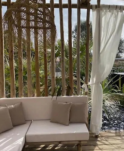 L'appart Classe 4* לונגוויל-סור-מר